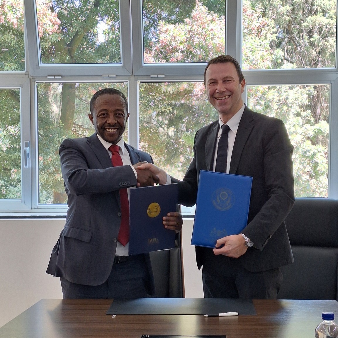 487343700_977672644497763_9195723392238516103_n